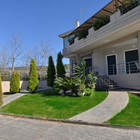 Marathón Villa Constangie מראה חיצוני תמונה