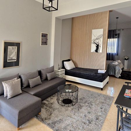Marathón Villa Constangie מראה חיצוני תמונה