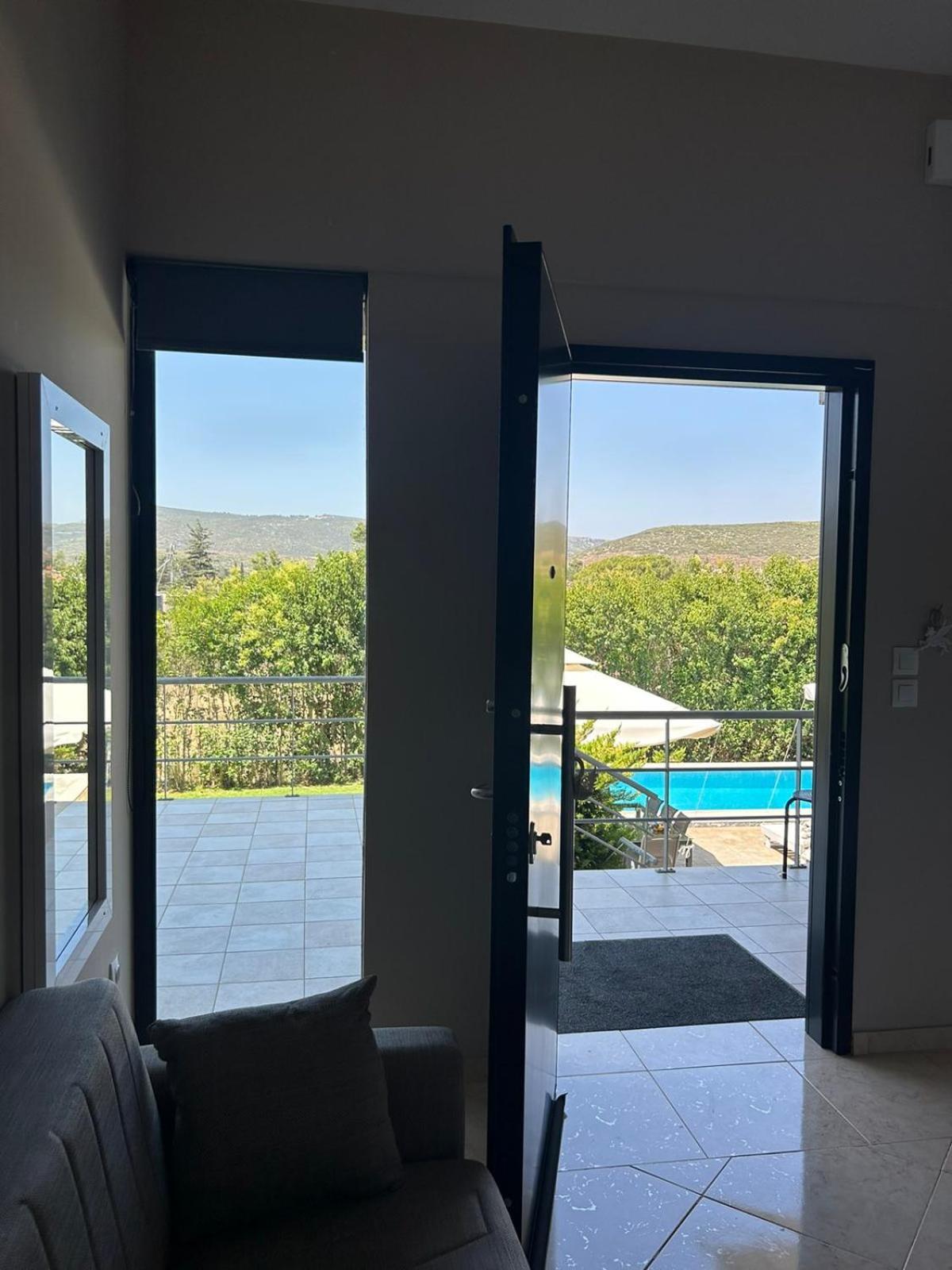 Marathón Villa Constangie מראה חיצוני תמונה