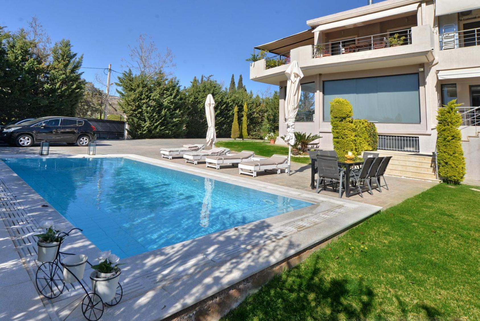 Marathón Villa Constangie מראה חיצוני תמונה